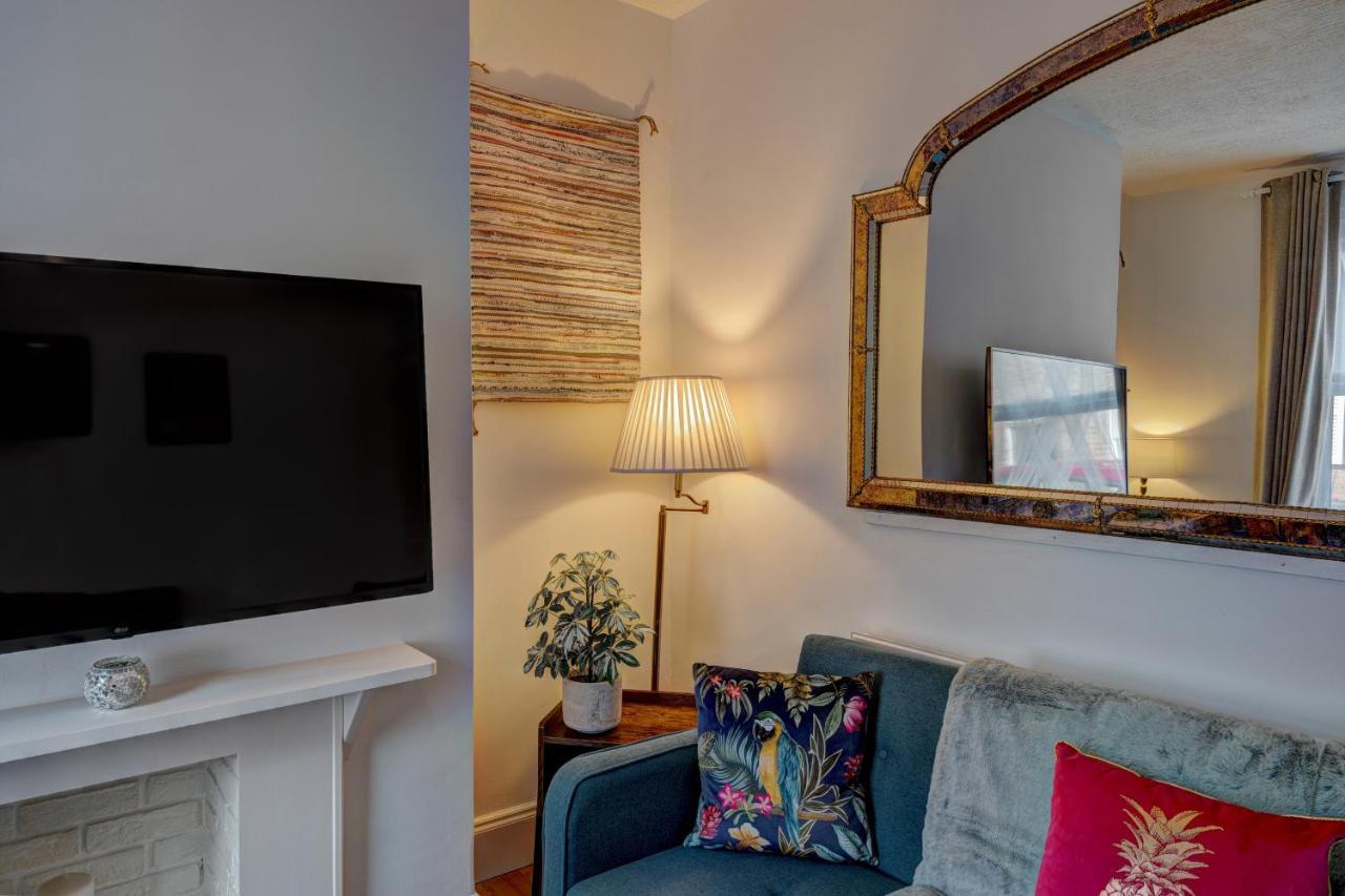 *New* Chester Canal Side 2 Bed Character Home Esterno foto